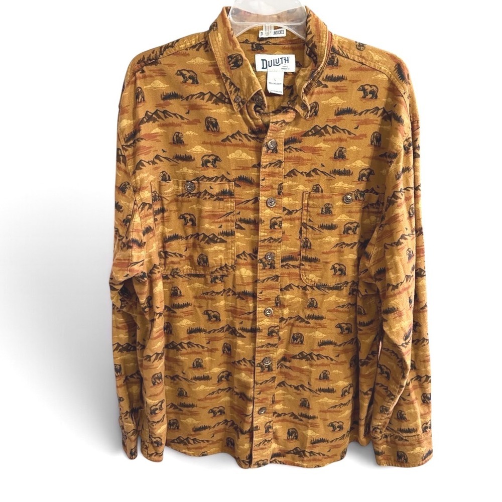 Duluth Trading Co Button Down Shirt Mens L Yellow Bear Mountain Print Gorpcore